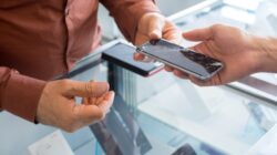 Rekomendasi Tempat Service HP Teknisi Berpengalaman di Palembang